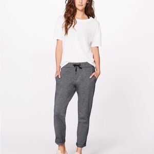 Lululemon On The Fly Pant *28"